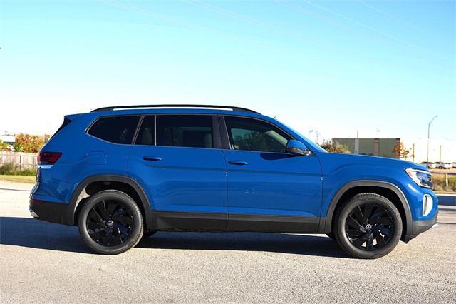 new 2025 Volkswagen Atlas car, priced at $47,018