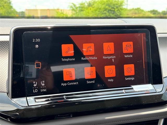 new 2025 Volkswagen Atlas car, priced at $46,479