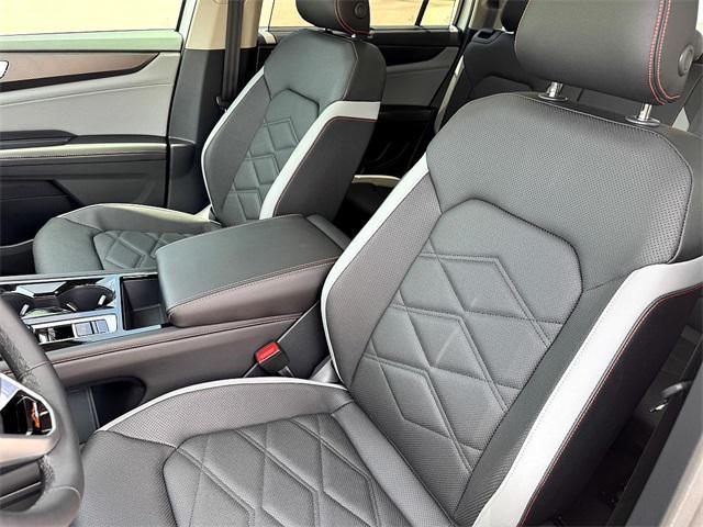 new 2025 Volkswagen Atlas car, priced at $46,479