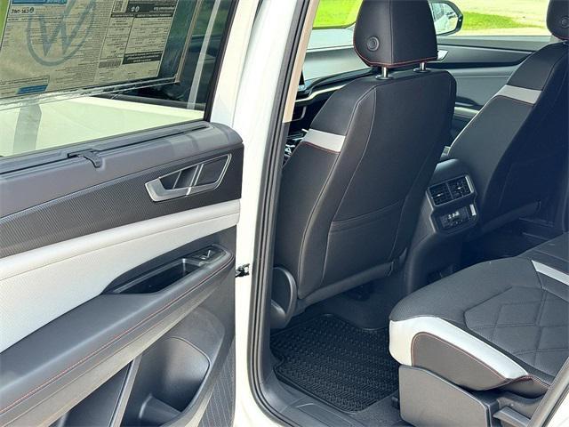 new 2025 Volkswagen Atlas car, priced at $46,479