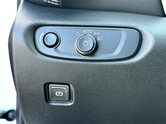 used 2024 Chevrolet Blazer car, priced at $24,995