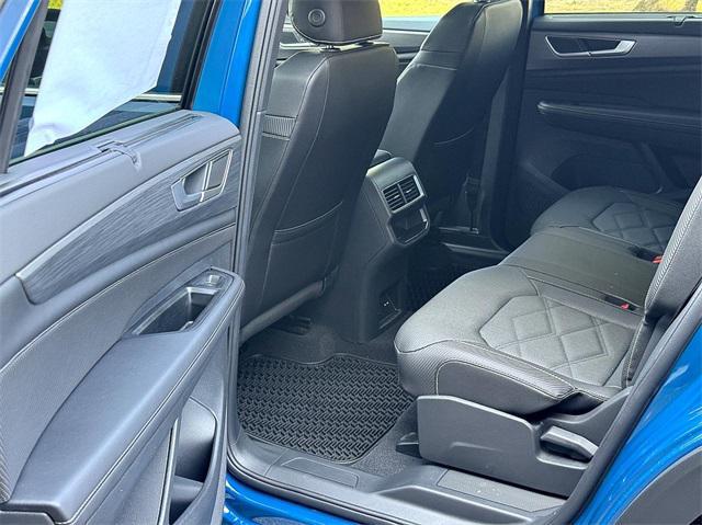 new 2025 Volkswagen Atlas Cross Sport car, priced at $43,511