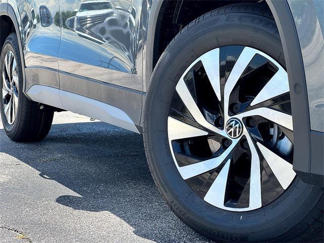 new 2025 Volkswagen Tiguan car, priced at $29,152
