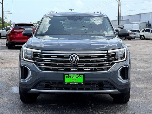 new 2025 Volkswagen Atlas car, priced at $48,174