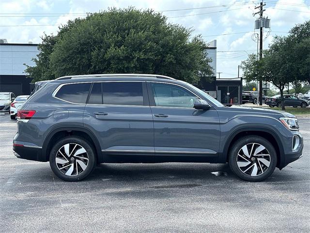 new 2025 Volkswagen Atlas car, priced at $48,174