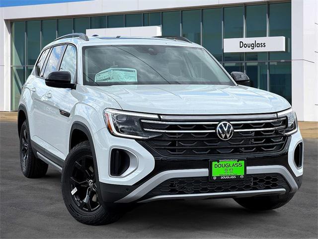 new 2025 Volkswagen Atlas car, priced at $48,001