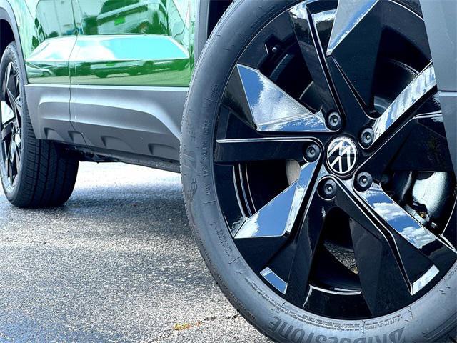new 2025 Volkswagen Taos car, priced at $27,997