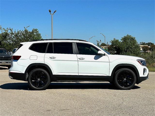 new 2024 Volkswagen Atlas car, priced at $41,722