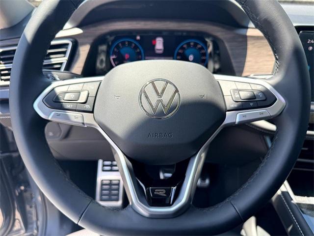 new 2025 Volkswagen Atlas car, priced at $55,299