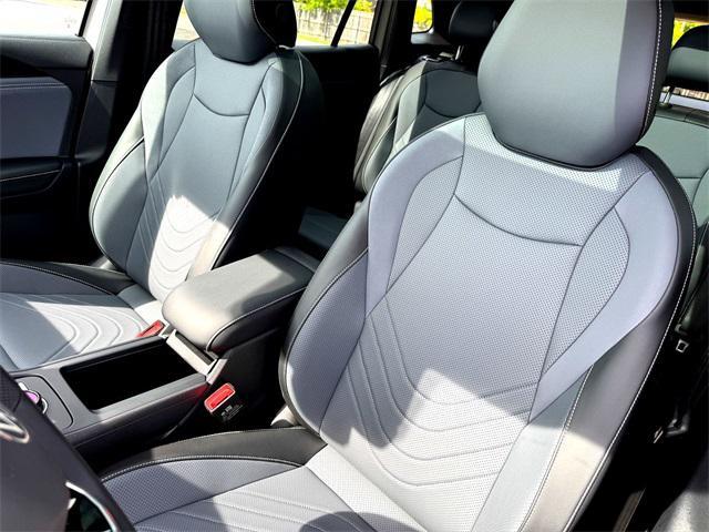 new 2025 Volkswagen Tiguan car, priced at $35,846