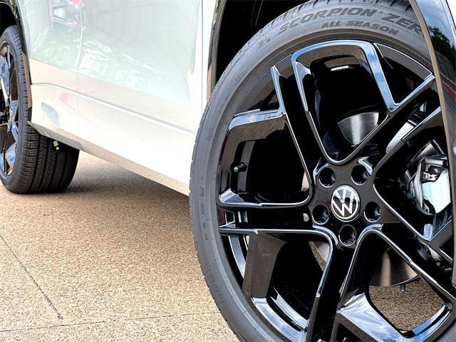 new 2025 Volkswagen Tiguan car, priced at $35,846