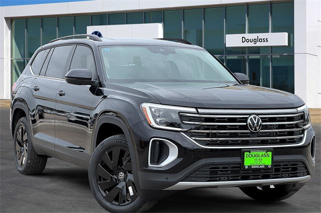 new 2025 Volkswagen Atlas car, priced at $44,694