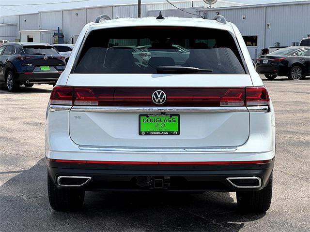 new 2025 Volkswagen Atlas car, priced at $43,599