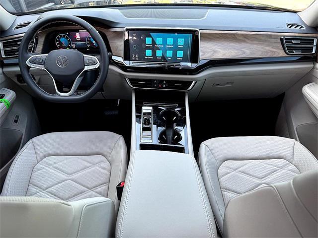 new 2025 Volkswagen Atlas car, priced at $42,994