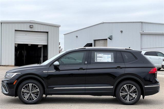 new 2024 Volkswagen Tiguan car, priced at $30,057