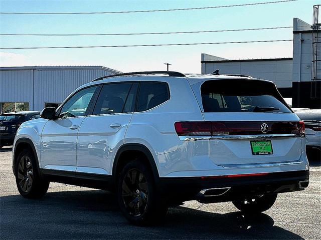 new 2025 Volkswagen Atlas car, priced at $46,694