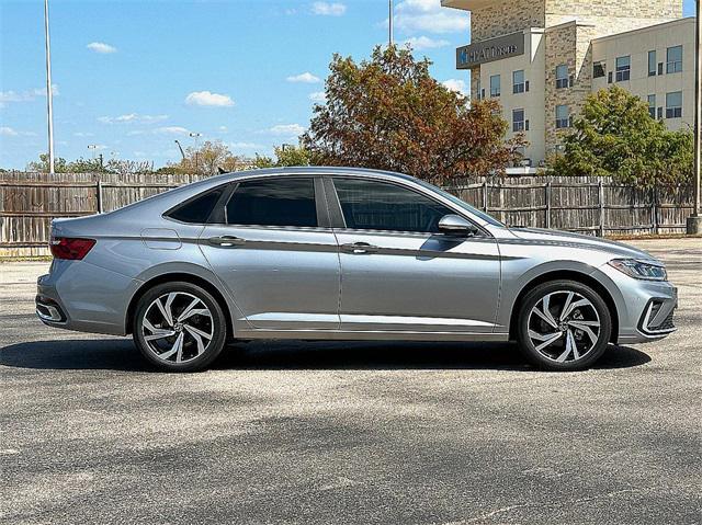 new 2025 Volkswagen Jetta car, priced at $31,018