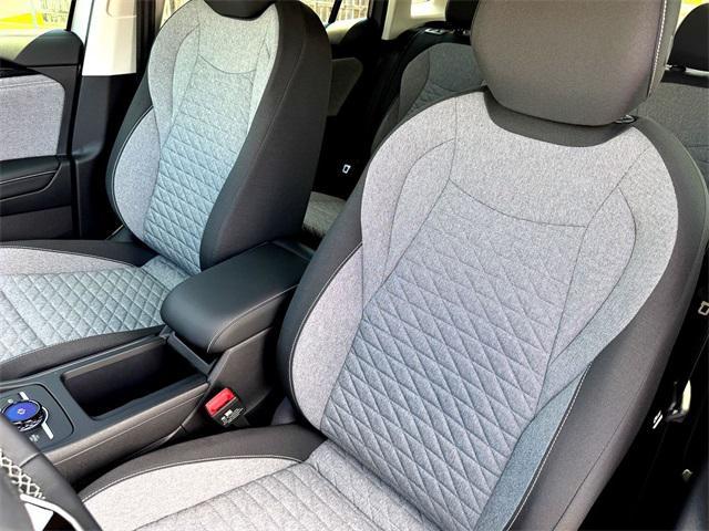 new 2025 Volkswagen Tiguan car, priced at $29,741