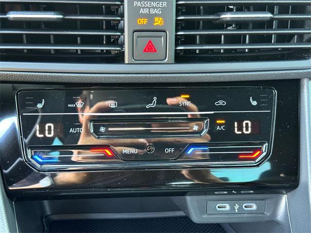 new 2025 Volkswagen Jetta car, priced at $23,997