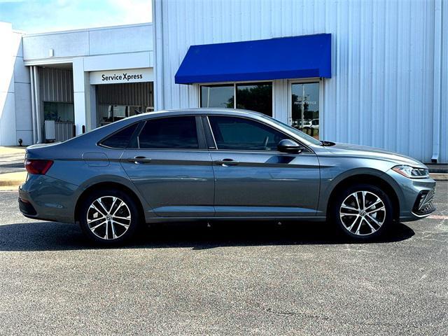 new 2025 Volkswagen Jetta car, priced at $23,997