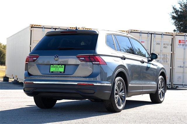 new 2024 Volkswagen Tiguan car, priced at $28,892