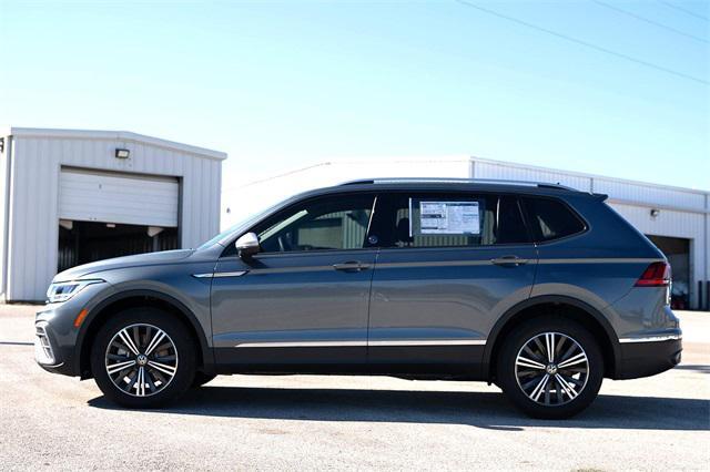 new 2024 Volkswagen Tiguan car, priced at $28,892