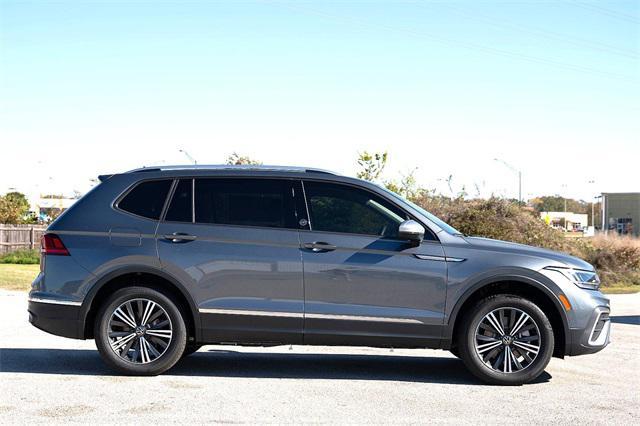 new 2024 Volkswagen Tiguan car, priced at $28,892