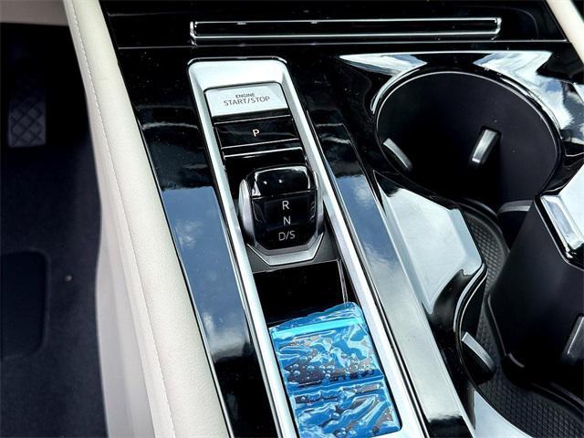 new 2025 Volkswagen Atlas car, priced at $41,594