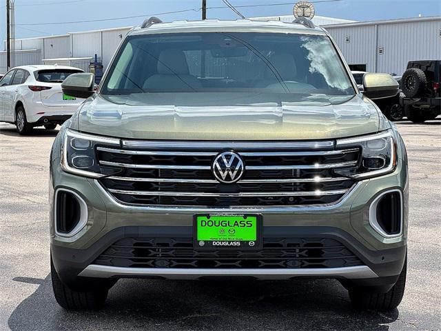 new 2025 Volkswagen Atlas car, priced at $41,594