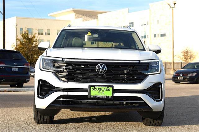 new 2025 Volkswagen Atlas car, priced at $57,179