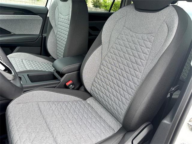 new 2025 Volkswagen Tiguan car, priced at $30,734