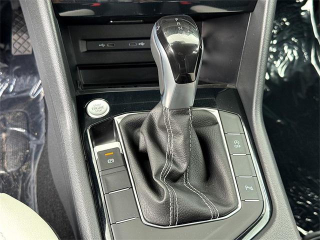 new 2025 Volkswagen Taos car, priced at $29,989