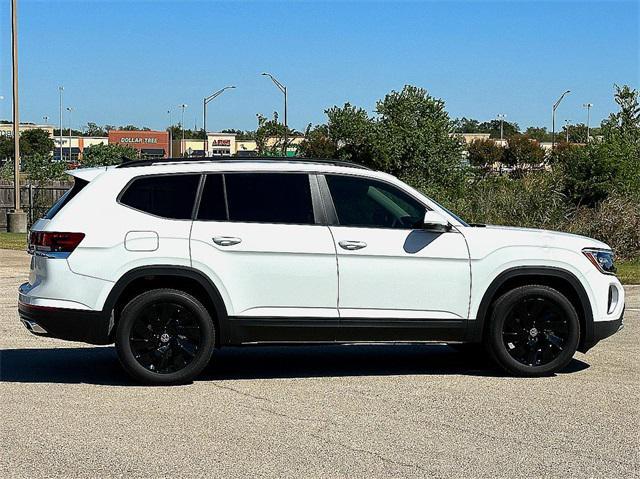 new 2024 Volkswagen Atlas car, priced at $42,320