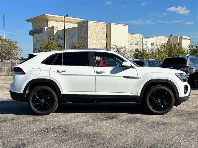 new 2025 Volkswagen Atlas Cross Sport car, priced at $45,511