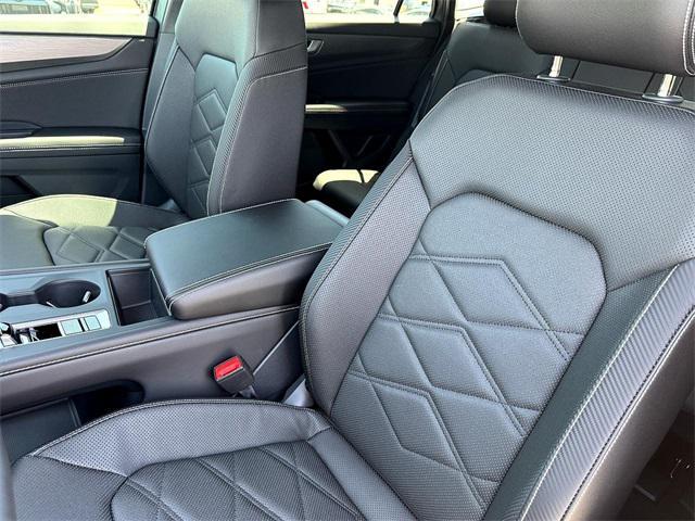 new 2025 Volkswagen Atlas Cross Sport car, priced at $38,273