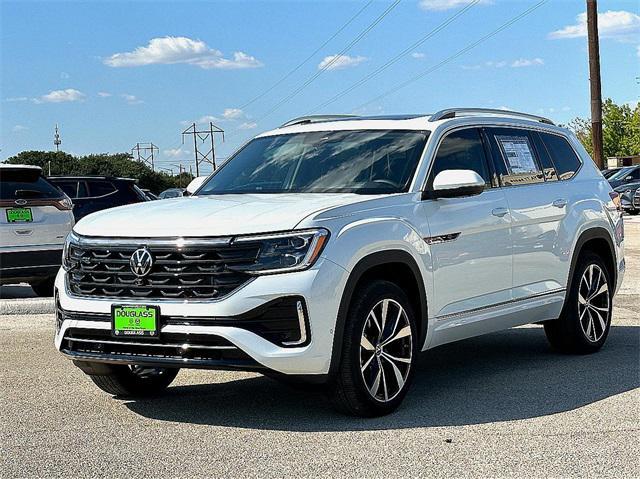 new 2024 Volkswagen Atlas car, priced at $50,990