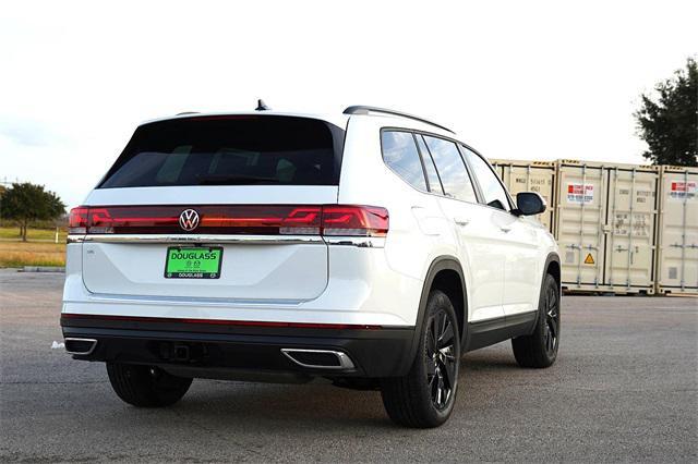 new 2025 Volkswagen Atlas car, priced at $46,694