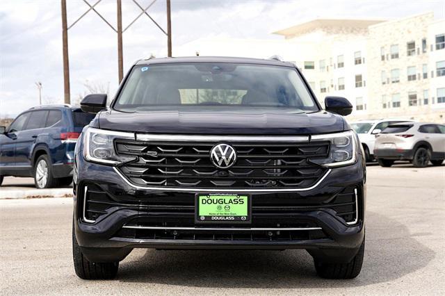 new 2025 Volkswagen Atlas car, priced at $52,048