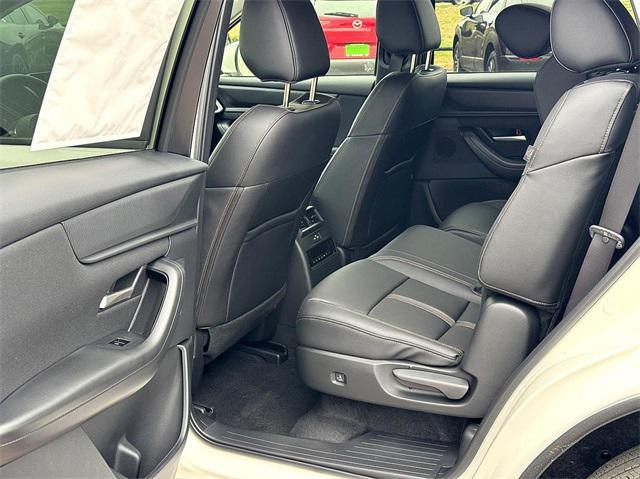 new 2025 Mazda CX-90 car, priced at $39,038