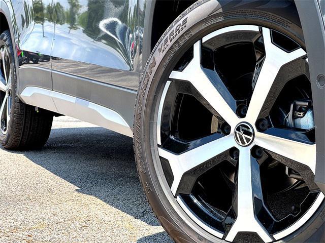 new 2025 Volkswagen Tiguan car, priced at $32,787