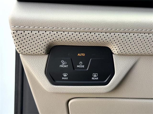 used 2025 Volkswagen Atlas car, priced at $41,988