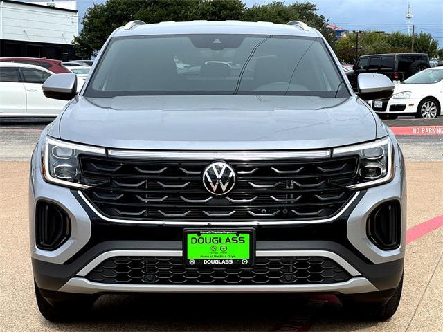 new 2026 Volkswagen Atlas Cross Sport car, priced at $40,401
