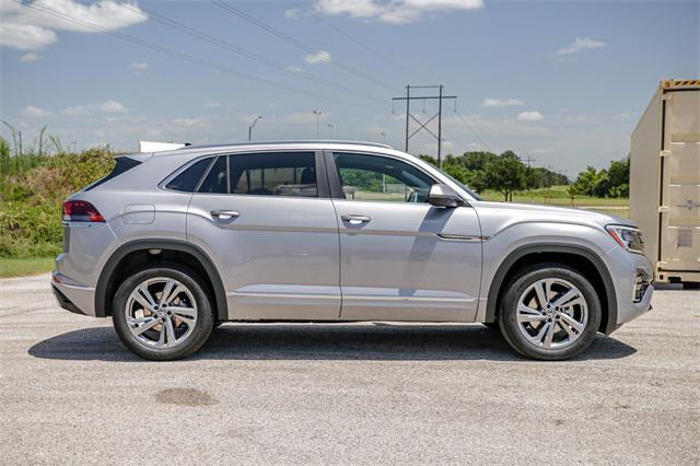 new 2024 Volkswagen Atlas Cross Sport car, priced at $47,317