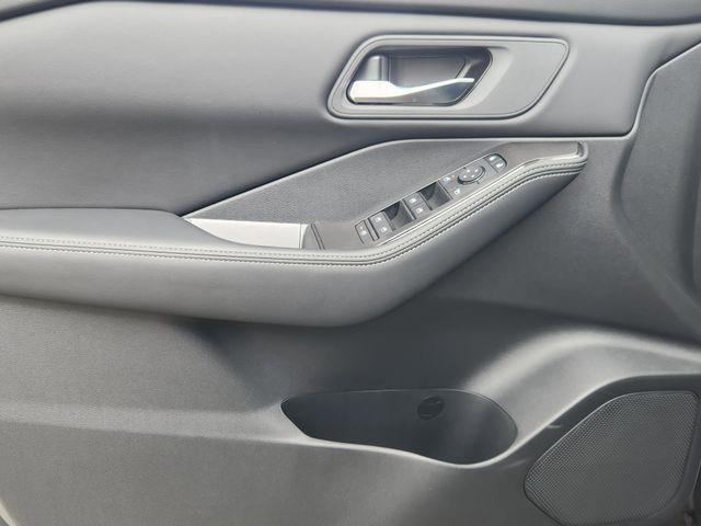 new 2025 Nissan Rogue car, priced at $31,895