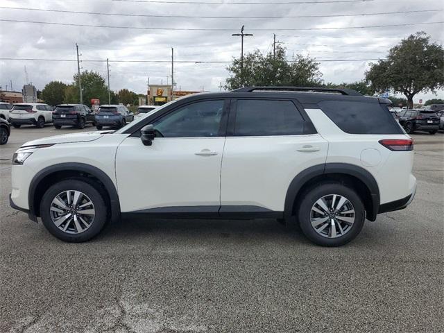 new 2024 Nissan Pathfinder car, priced at $42,750