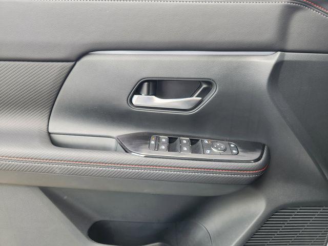 new 2025 Nissan Kicks car, priced at $29,230