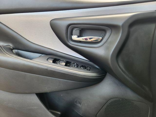 used 2023 Nissan Murano car, priced at $23,062