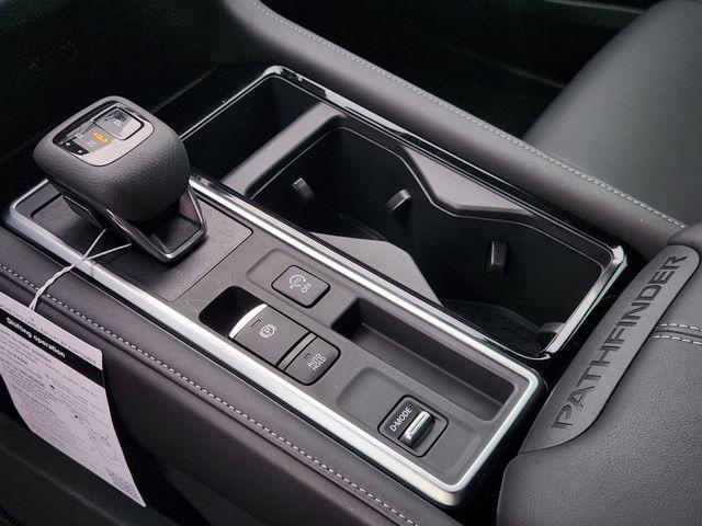 new 2025 Nissan Pathfinder car, priced at $41,804