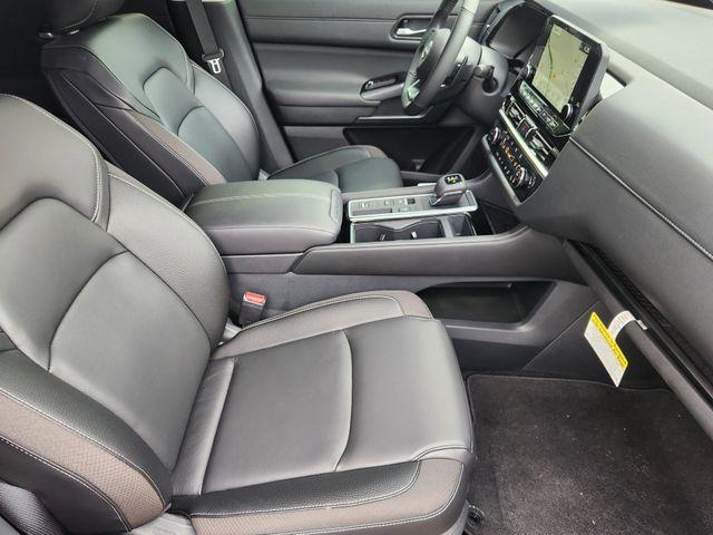 new 2025 Nissan Pathfinder car, priced at $41,804
