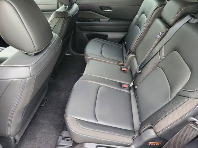 new 2025 Nissan Pathfinder car, priced at $41,804